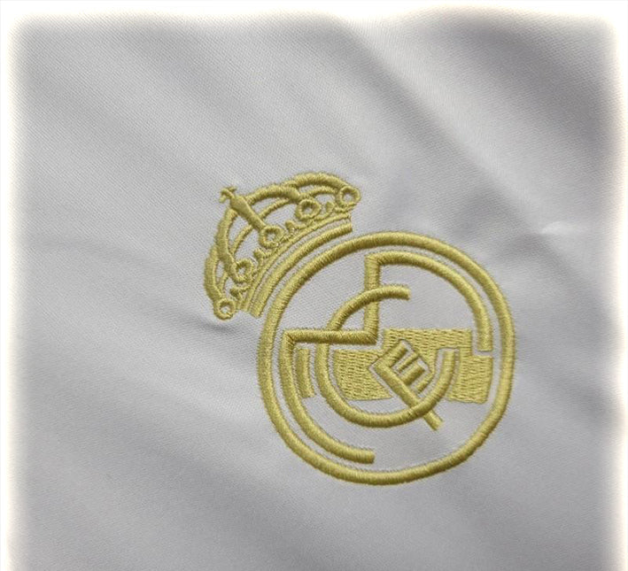 camiseta de fútbol concept Real Madrid edición especial dragón dorado temporada 2024 2025