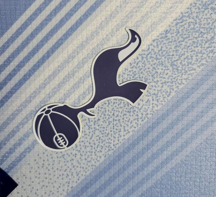 Maillottottenham24doslogo.jpg Maillot Tottenham Domicile 2024-2025 vue de profil