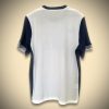 Maillottottenhamdomiciledos.jpg Maillot Tottenham Domicile 2025-2026 vue de profil
