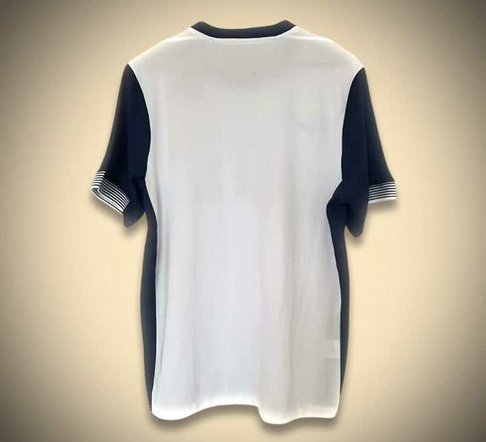 Maillottottenhamdomiciledos.jpg Maillot Tottenham Domicile 2025-2026 vue de profil