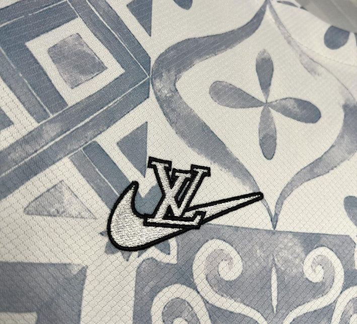 Camiseta concept Portugal edición Louis Vuitton temporada veinticuatro veinticinco
