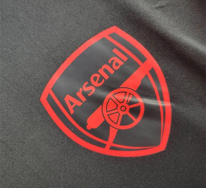 tenue-d-entrainement-arsenal-saison-2425 tenue d'entraînement Arsenal saison 2425