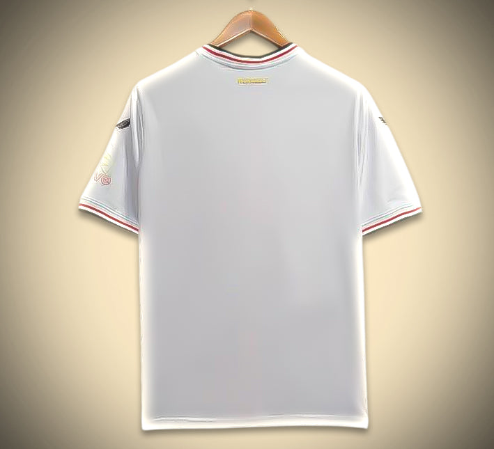 camiseta segunda equipación blanca Bayern Leverkusen temporada 2024 2025