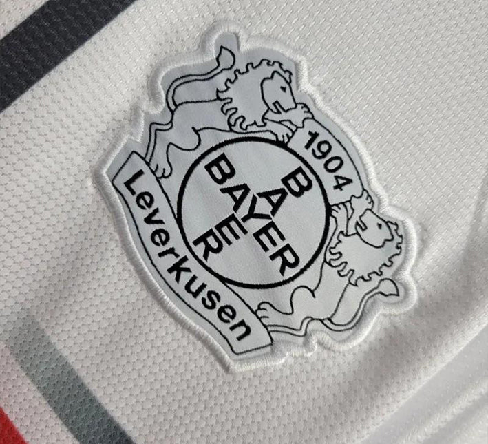 jersey blanco de partido Bayern Leverkusen versión exterior