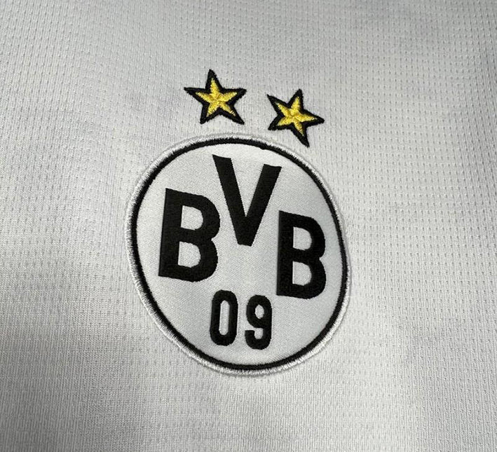 maillotbvbblanclogo.jpg Maillot Borussia Dortmund Third 2024-2025 vue de profil