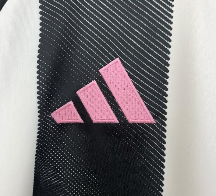 Equipación oficial Juventus Primera Equipación jersey fútbol mangas cortas