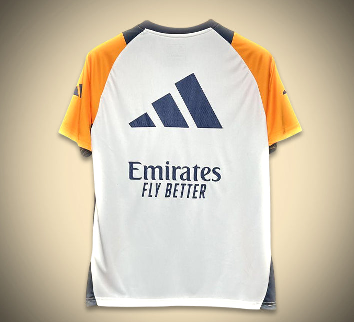 Camiseta Real Madrid Entrenamiento Prepartido 2024-2025 vista trasera