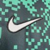 maillotsportingprematchnike.jpg Maillot Sporting CP Avant-Match 2024-2025 detail tissu