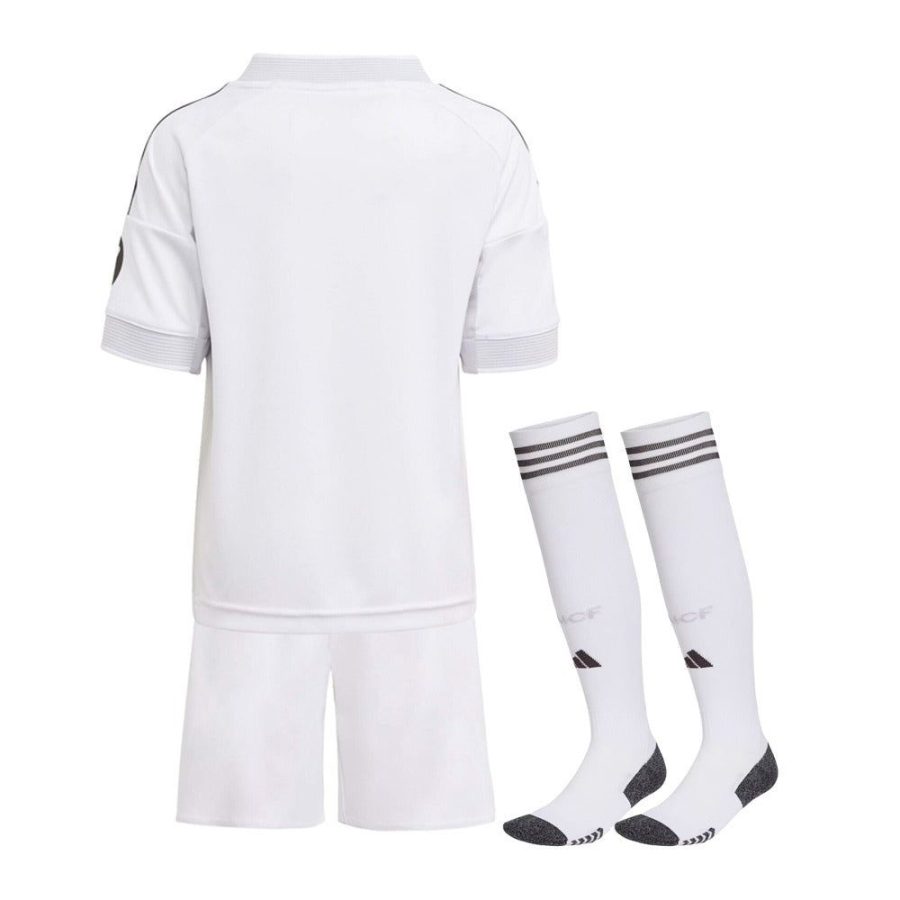 ensemble-enfant-real-madrid-domicile-saison-2025-2026-maillot-et-short Ensemble enfant Real Madrid domicile saison 2025 2026 maillot et short