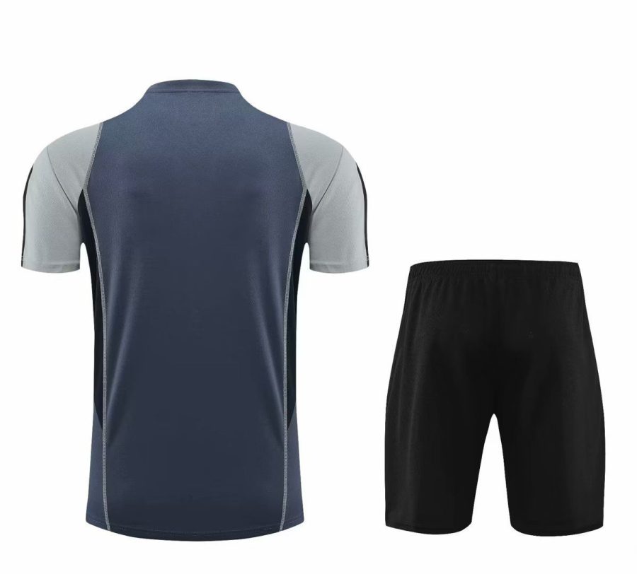 ensemble-entrainement-inter-miami-saison-2023-2024-maillot-et-short-rose Ensemble entraînement Inter Miami saison 2023 2024 maillot et short rose