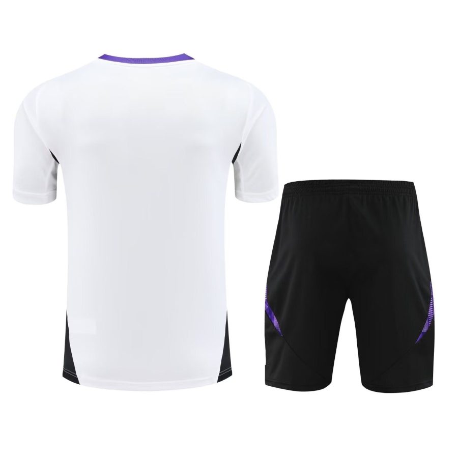 ensemble-maillot-et-short-real-madrid-saison-deux-mille-vingt-quatre-deux-mille-vingt-cinq Ensemble maillot et short Real Madrid saison deux mille vingt quatre deux mille vingt cinq