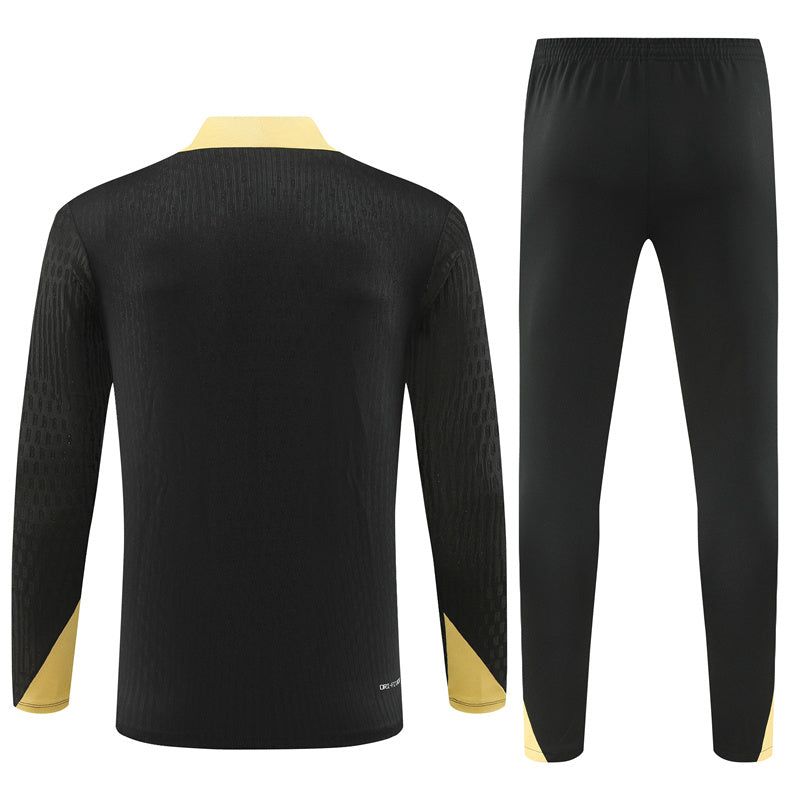 Conjunto chándal FC Barcelona temporada 2024 2025 chaqueta con cremallera y pantalón a juego