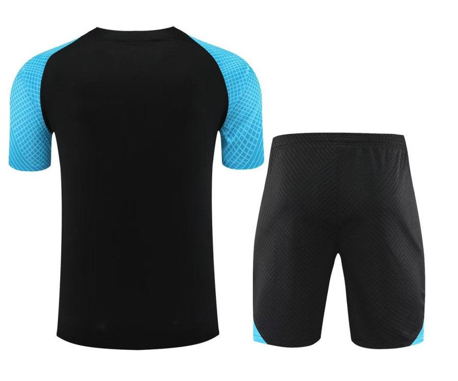 Conjunto entrenamiento Inter Milan negro temporada 2023 2024 parte superior y pantalón