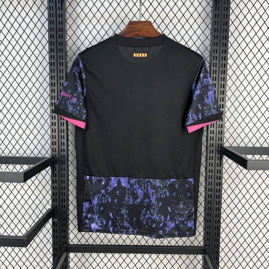 haut-d-entrainement-fc-barcelone-pre-match-2025-2026-maillot-de-football-officiel Haut d entraînement FC Barcelone pre match 2025 2026 maillot de football officiel