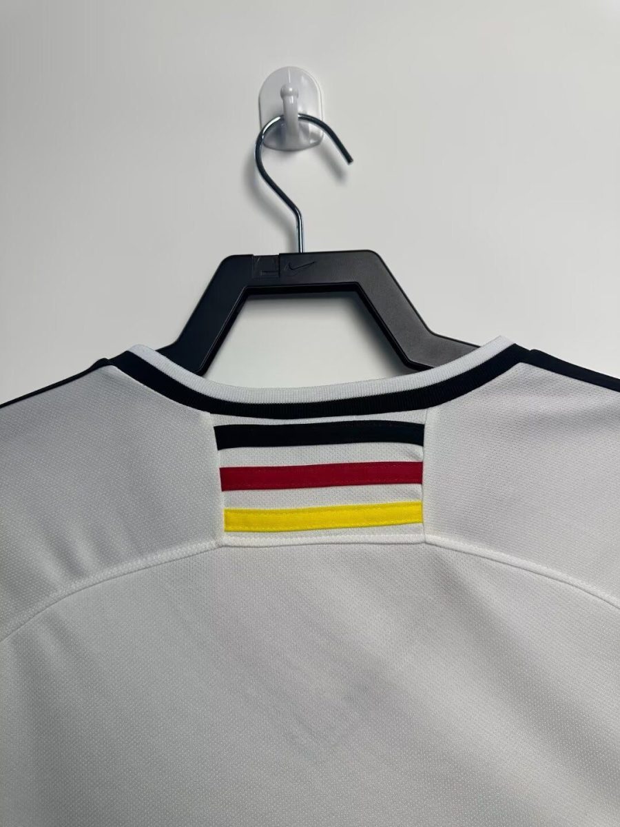 haut de match Allemagne à domicile saison 1998 style classique