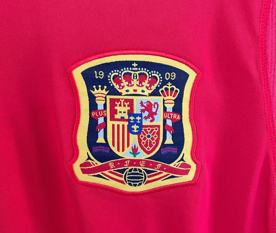 jersey-espagne-saison-2010-tenue-officielle-de-la-roja-pour-supporter jersey Espagne saison 2010 tenue officielle de la Roja pour supporter
