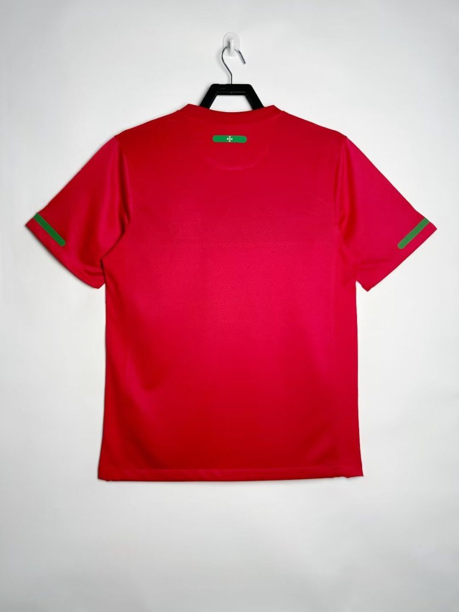 maillot de football équipe du Portugal domicile année 2010