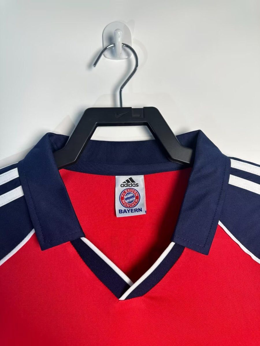 maillot-domicile-bayern-munich-saison-2000-2001-rouge-et-blanc maillot domicile Bayern Munich saison 2000 2001 rouge et blanc