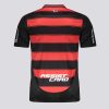 camiseta primera equipación Flamengo temporada dos mil veinticinco roja y negra con escudo del club
