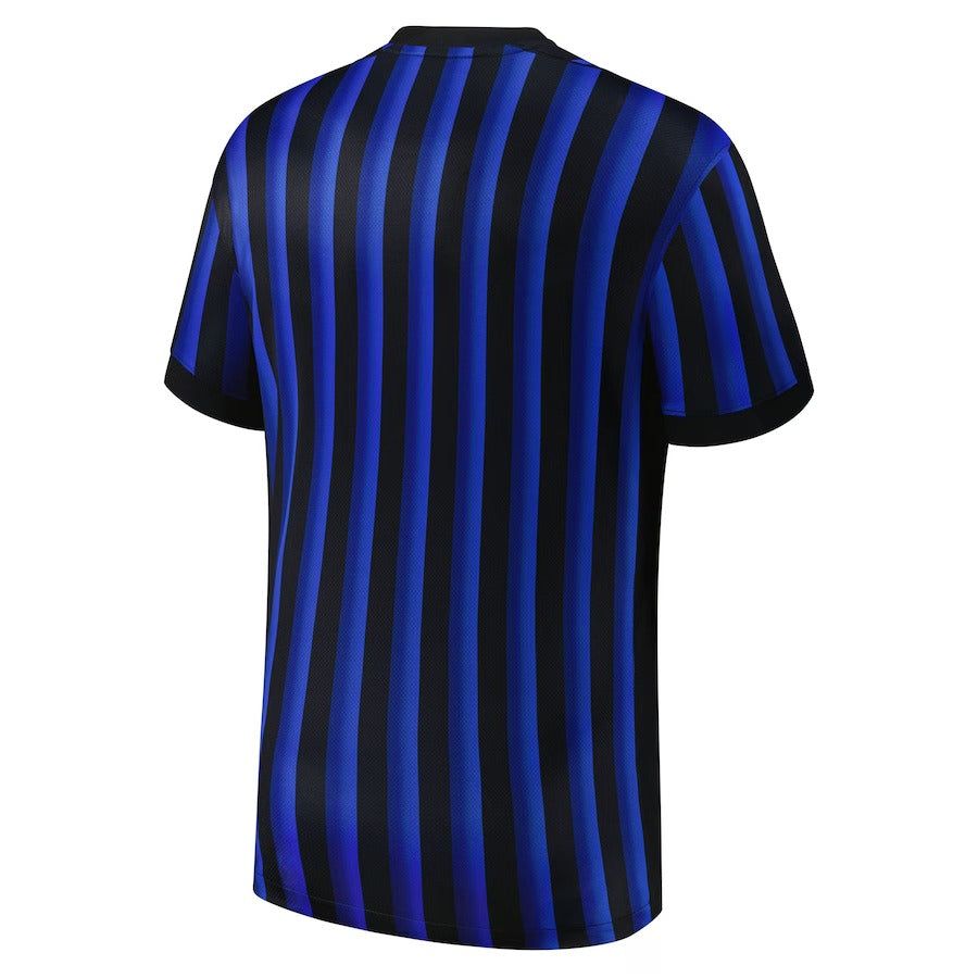 maillot-domicile-inter-milan-saison-2025-2026-bleu-et-noir-officiel camiseta primera equipación Inter Milan temporada 2025 2026 azul y negro oficial