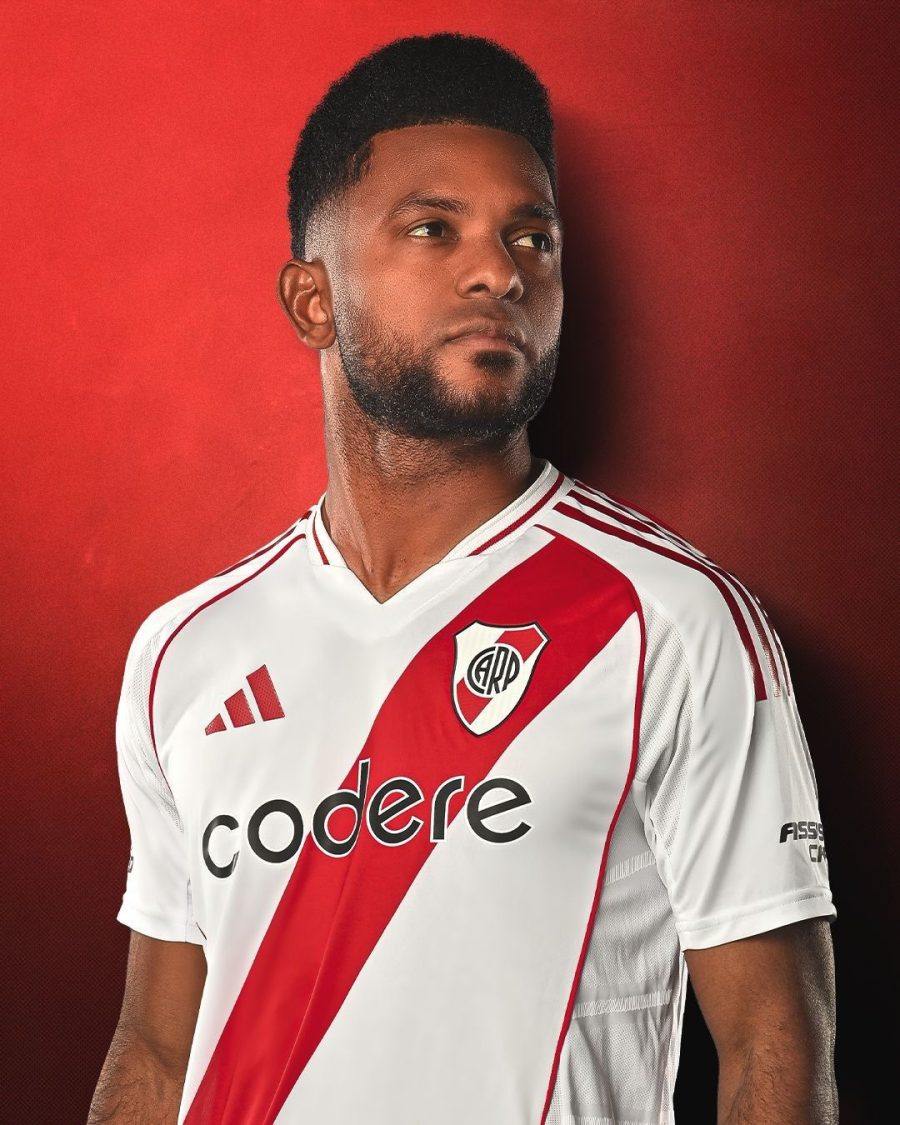 camiseta primera equipación River Plate temporada veinte veinticuatro veinte veinticinco