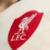 maillot-exterieur-liverpool-saison-deux-mille-vingt-cinq-deux-mille-vingt-six-tenue-officielle maillot extérieur Liverpool saison deux mille vingt cinq deux mille vingt six tenue officielle
