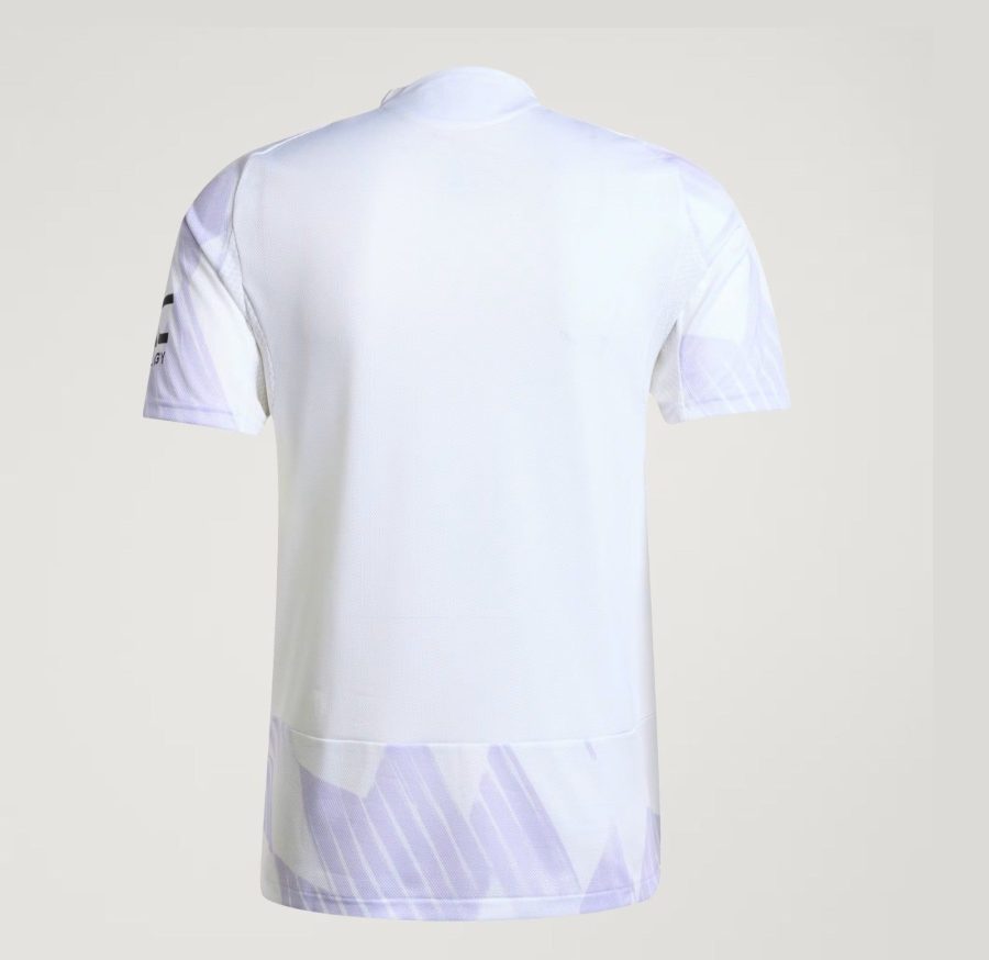 camiseta segunda equipación Manchester United temporada 2025 2026 equipación oficial fútbol