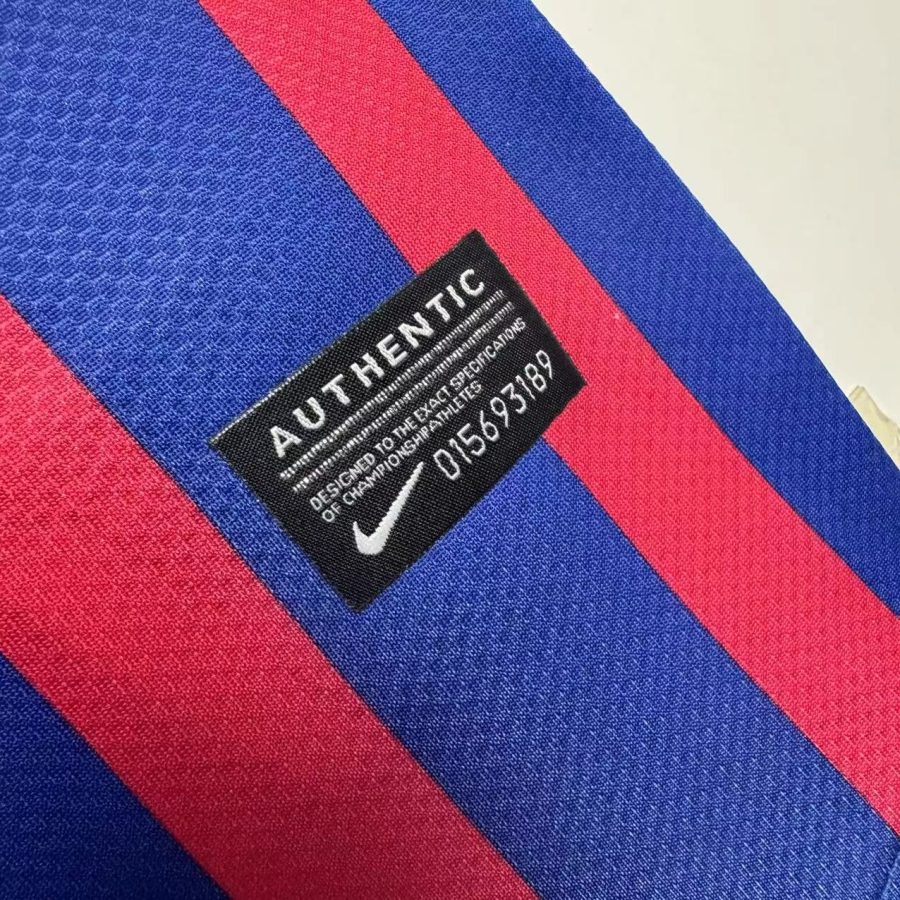 maillot officiel Barça 2011 2012 version domicile