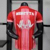 camiseta roja Olympique de Marseille colaboración Jul temporada veinticinco veintiséis