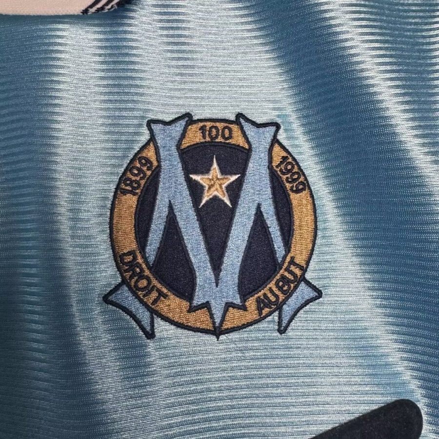 tenue-de-football-olympique-de-marseille-exterieur-collection-1998-1999 tenue de football Olympique de Marseille extérieur collection 1998 1999