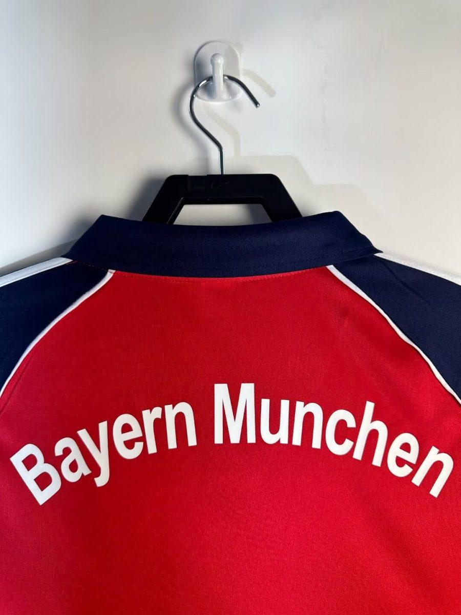 tenue-officielle-bayern-munich-a-domicile-edition-2000-2001 tenue officielle Bayern Munich à domicile édition 2000 2001