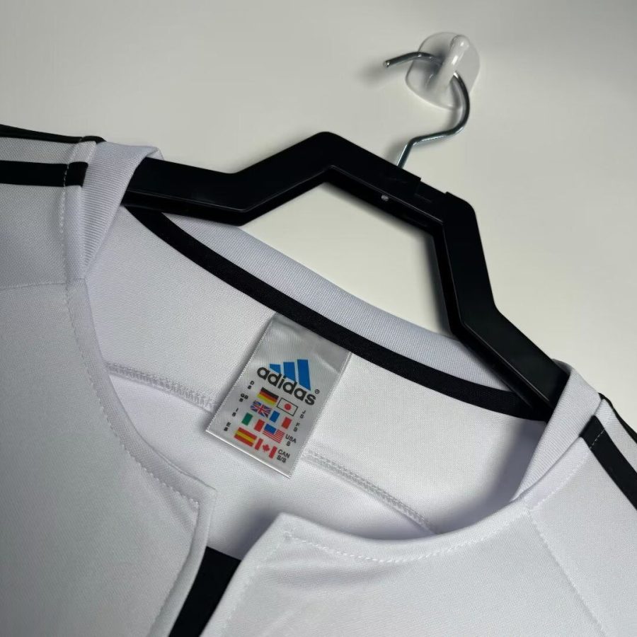 tunique-officielle-real-madrid-a-domicile-edition-2003-2004 Tunique officielle Real Madrid à domicile édition 2003 2004