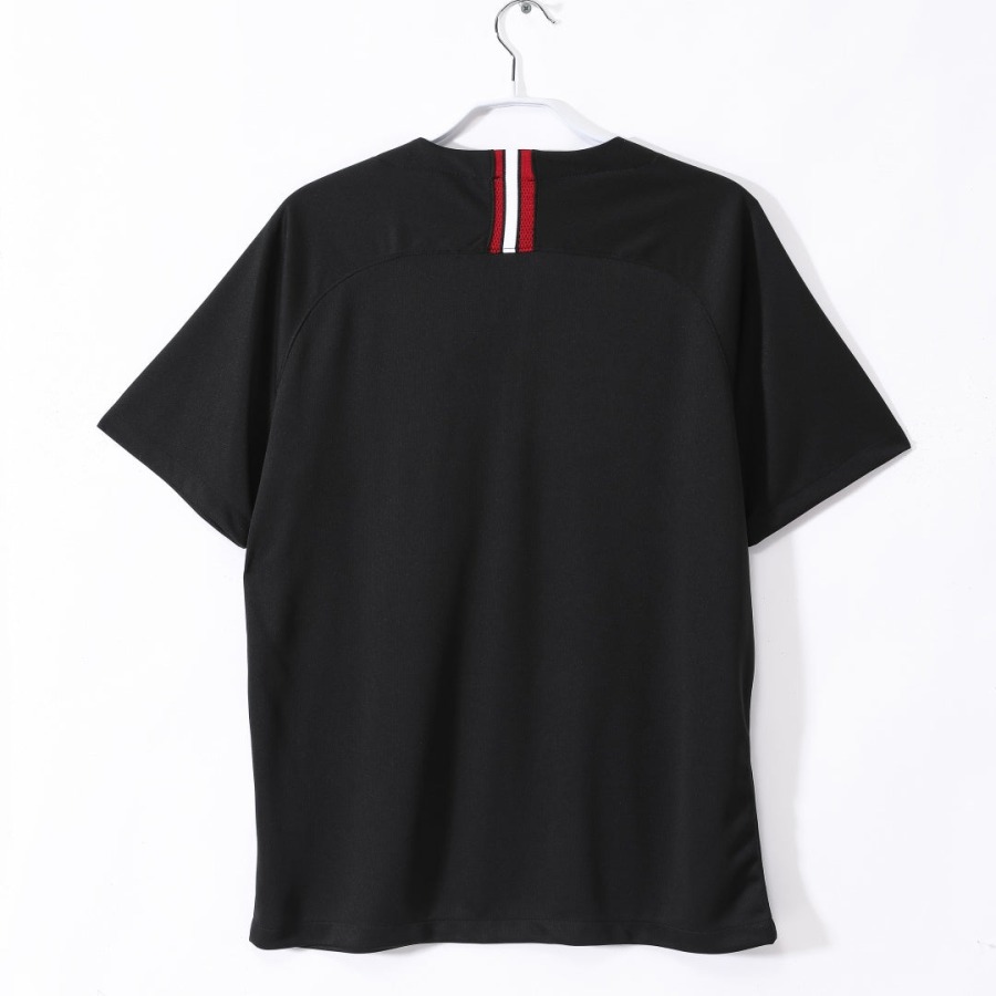 0cbf8080947ced328815868b4636ff03.jpg Camiseta PSG Primera Equipación Retro 2018-2019