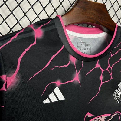 Camiseta Real Madrid Negro Rosa Pantera 2024/25