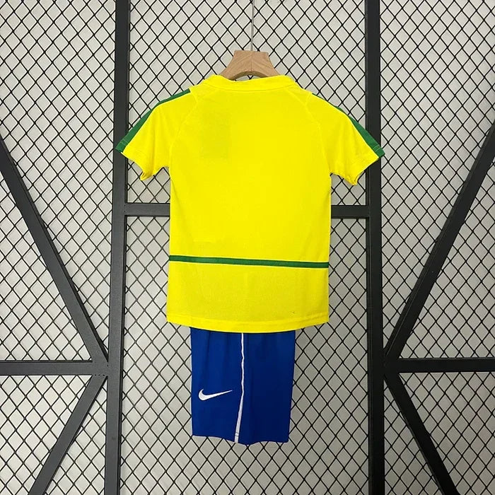 Camiseta Niños Brasil Retro 2002