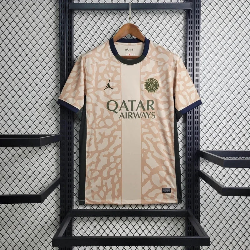 35dc7ed5cdd22303a7b894675e424a52.jpg Maillot PSG Fourth 2023-2024
