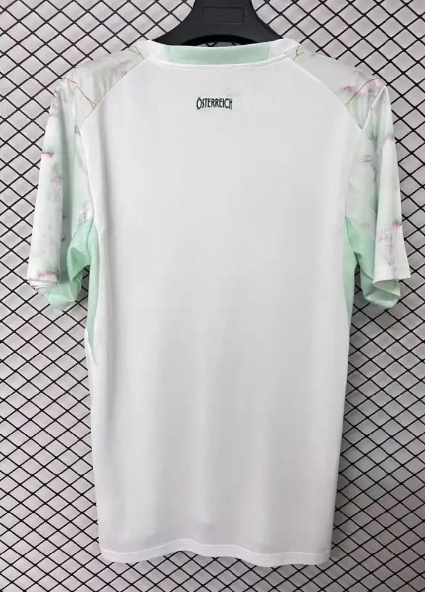 3B9B9CAC-3FF8-4D69-B80E-5FB90CBDAC7C.jpg Camiseta Austria Segunda Equipación 2026