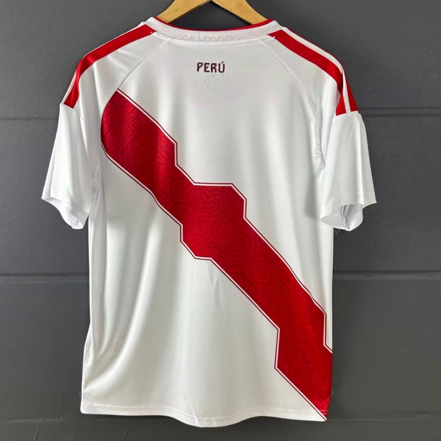 3ea49e53ae3ad2656d55e22b2cd777be.jpg Maillot Peru Domicile 2025/26