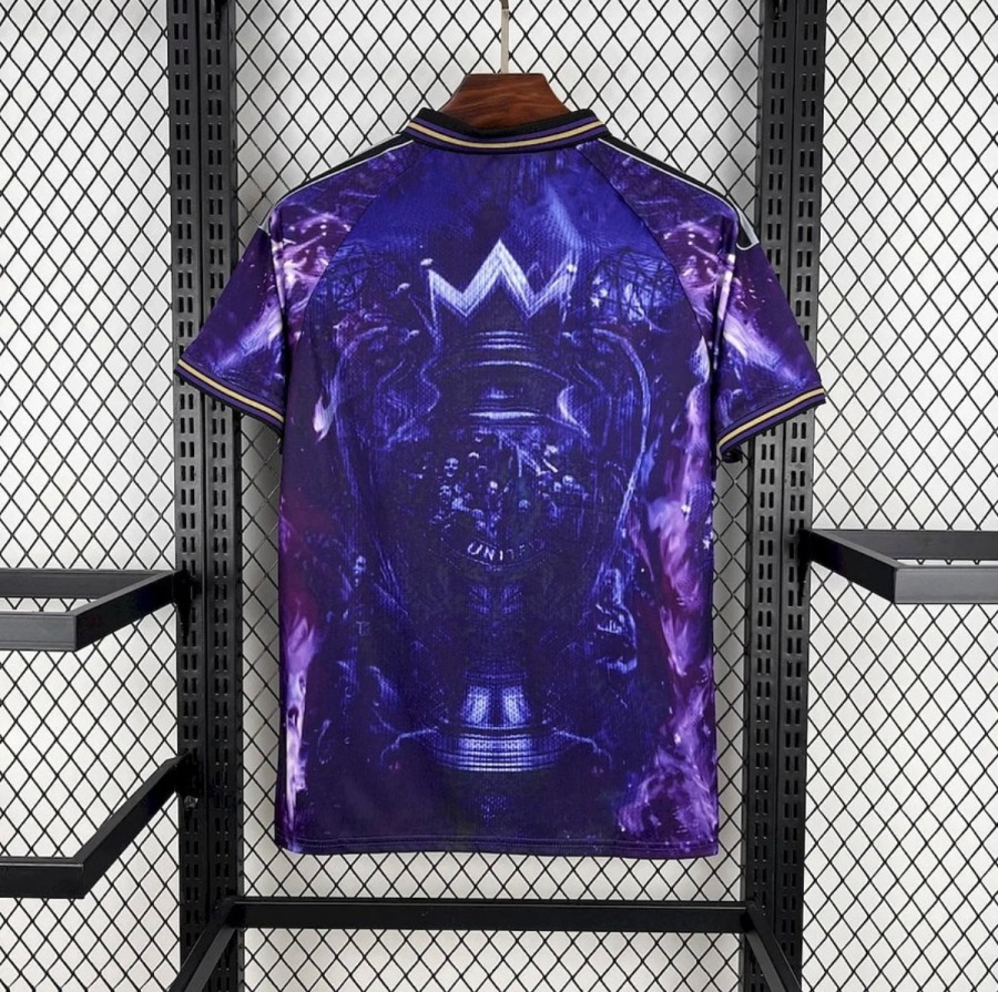 4D9B82D8-D696-410B-B6C2-1D7B6DCB3DF0.jpg Camiseta Manchester United 2025/26 Concept