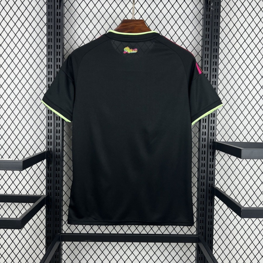 54174106b724fe09f1c2472915ec0d12.jpg Maillot Pérou Extérieur 2026