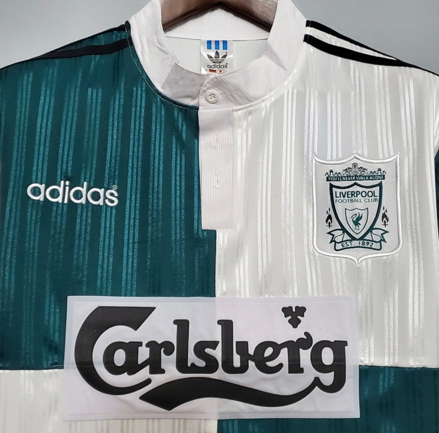 696310B7-0AEB-4EB1-B1E4-D857C9195646.jpg Maillot Liverpool 1995/96 Extérieur