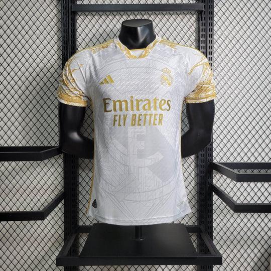 6C0599CAD153A21321A45559BB199506_540x_de0ca004-6ed9-4945-9199-d149088d4608.jpg Maillot Real Madrid 2023-2024 Edition Limitée Doré