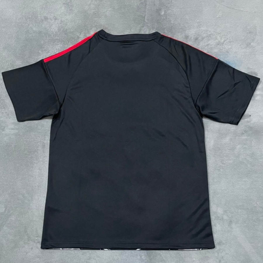 Camiseta Japón 25/26 Negra Edición Especial