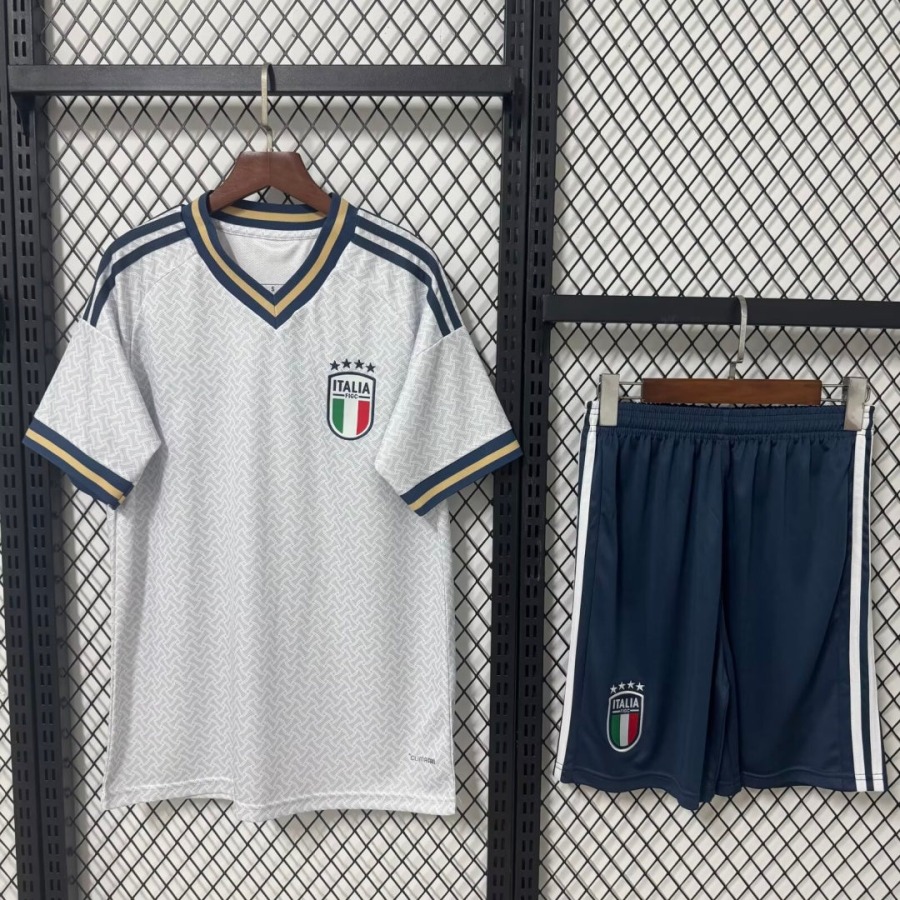 8633626d77eb1108d0c5ecb841bf0c89.jpg Maillot Italie Extérieur 2026