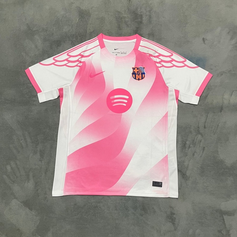 97a1c2f3066ca8c35f28478847ac4624.jpg Maillot Barcelone 25/26 Rose Édition Spéciale