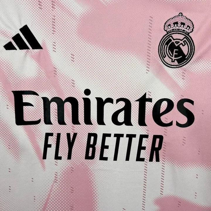 Camiseta Real Madrid Concept Rosa & Blanco 2025