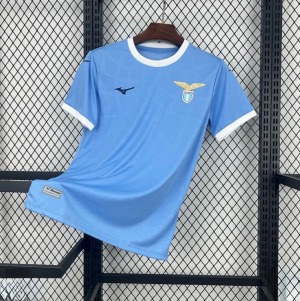 E6D39BCB-D0D7-4E80-83EC-E66D3F187DEF.jpg Camiseta Lazio Roma 2025/26 Primera Equipación