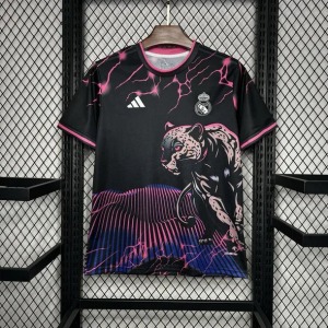 Camiseta Real Madrid Negro Rosa Pantera 2024/25