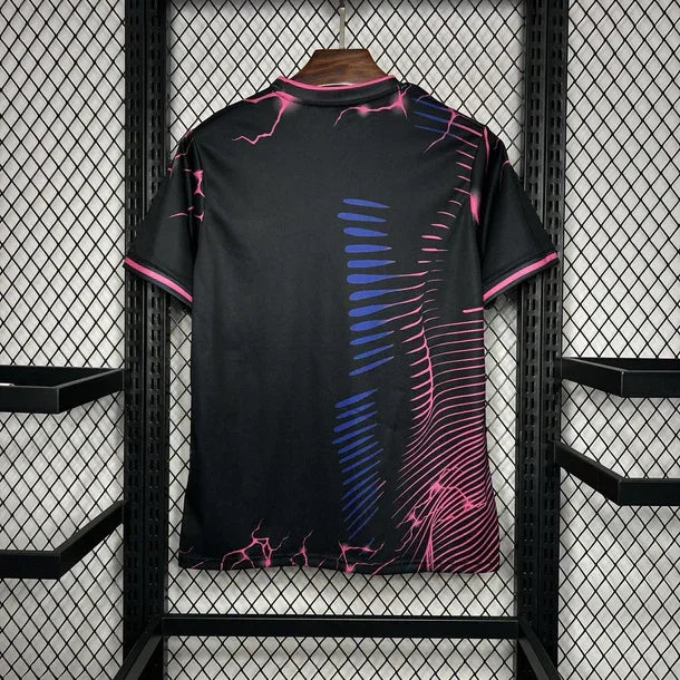 Camiseta Real Madrid Negro Rosa Pantera 2024/25