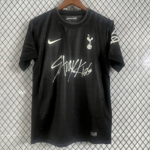 ddf4cc81f3193c07a41d983a5b70d957.jpg Camiseta Tottenham 25/26 Edición Especial